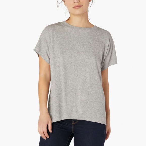 Good condition! Beyond Yoga Keep In Line Split Back Ribbed Tee Size S - Picture 2 of 4